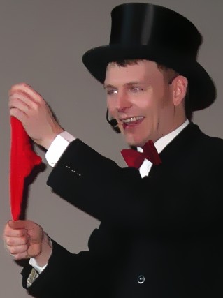 Hier sehen Sie ein Foto vom Künstler Mr.Tom aus Dortmund.